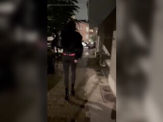 Smokin' in the street