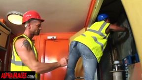 Alphamales - Workmen Fucking!!