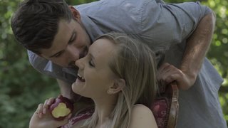 Blonde does a blow job in the park with her sexy lips