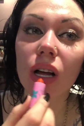 Orange lips &amp; wet hair fetish