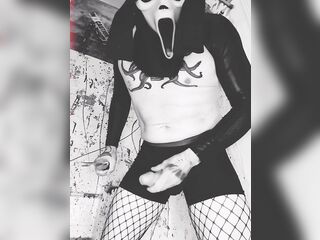 Ghostface Masturbating in Shower Horror Porn