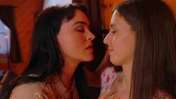 Brunette teen Kourtney Rae seduced by stepmom Kris
