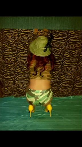 Scene 2 ZZ becomes a mercanary commando to distract the enemy with her ass then destroy them