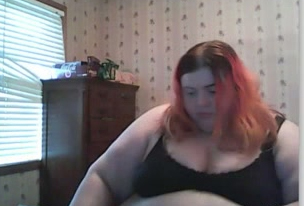 SSBBW redhead amateur white lady shows her belly on webcam