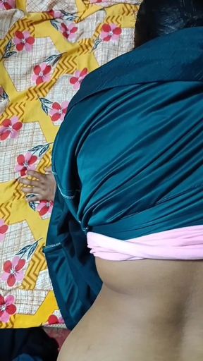 Mallu chechi doggy sex cumshoot
