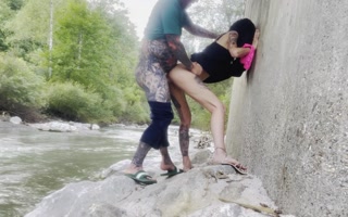 my employee does not want to lose her job and accepts to fuck her in nature