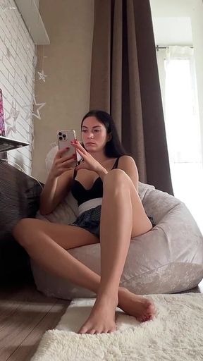 You Exist to Worship My Feet and to Be Ignored, Beta
