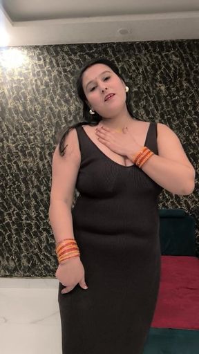 Puja Bhabhi Play with Big Boobs