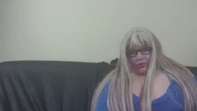 69 CupKCindy Hi I'm sitting on my bed in blue transparents dessous I'm turning left and right and show my curvy body do you like me teasing? Tease tit worship 720mp4