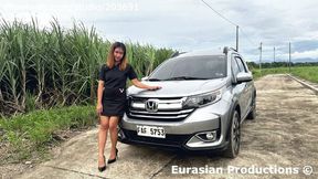 294 - Dianne revving Honda