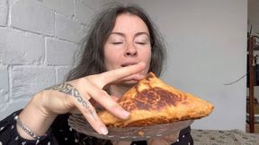 tasty crunchy bun aV