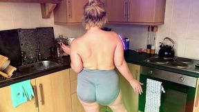 Mommy Dance