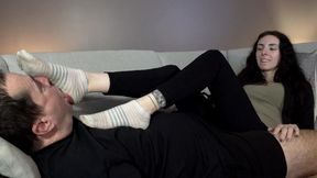 Bella's Sweaty Feet Addiction - (Full HD 1080p Version)