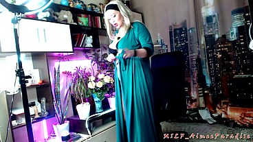Two spice privates of my wife working as a webcam slut )) Shooting behind the scene...