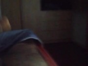 Chileno caliente gimiendo y eyaculando