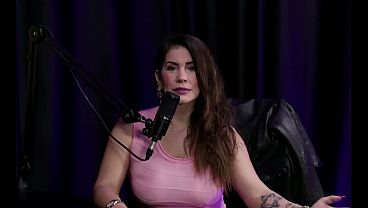 SENTE MUITO PRAZ3R QUANDO CHUPAM SEUS P&Eacute_S - BRUNA FERRAZ (MOAI TV)