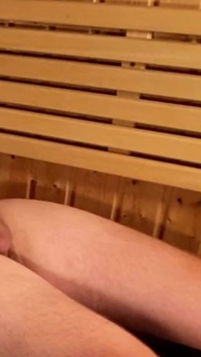 Huge sauna cum   Clip 1
