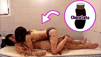 Chocolate slick sex in the bathroom on valentine&#039_s day - Japanese young couple&#039_s real orgasm