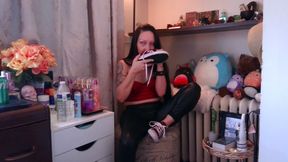 I Love to Lick My Own Feet