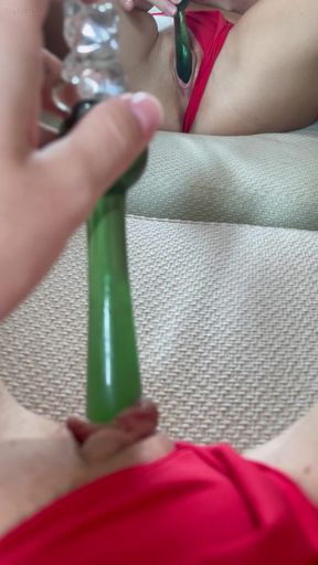 She Start to Play Near Mirror and Dont Stop Until Have Orgasm
