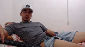 Naked flex jerk my cock (d) ;)