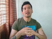 Joven mecanico le mete su vergota de 21cm al recolector culon de la chatarra en taller del trabajo!