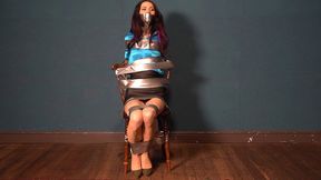 4121 Liv in Office Worker Chair Taped