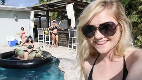 ”Nude tanning leads to cunt eating foursome”