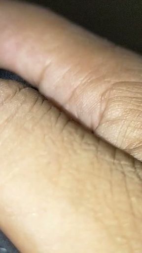 Apni beti ka panty le kar muth mara   Clip 2