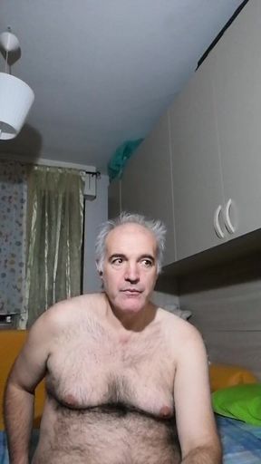 A Quick with a Big Cumshot as Soon as I Wake up Early in the Morning!