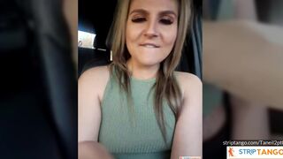 blonde in the car and stripTango Chat