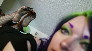 Heaven- Gothy tattooed girl in The Pose(sole circus)