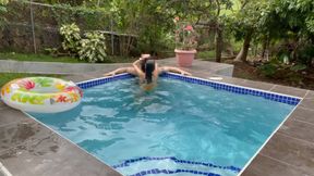 WET AND WILD POOL HOOK UP