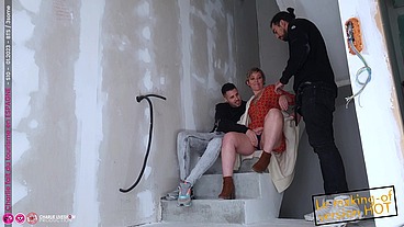 Touriste francaise baisée par 2 gars sur un chantier en espagne - BTS