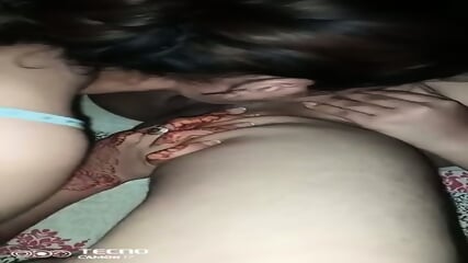 Two Desi girl full nude and sucking pussy and boobs of each other