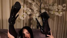 Social Media Creator @kcmindians @Flexible and #Latina #Big Ass #Stockings #Natural Big Tits sex hardcore adult | Tik.Porn