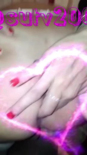 I'm Su Very Slut!!! I Love to Play with My Big Ass!!! I Play with My Fingers and I Want Your Cock to Play with My Ass!!!