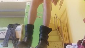 i will destroy these stupid toys under my boots