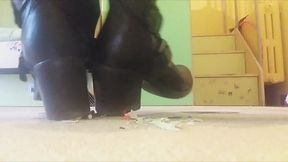 i will destroy these stupid toys under my boots