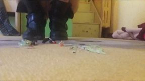 i will destroy these stupid toys under my boots