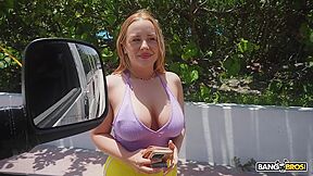 Chubby Profesional Blonde