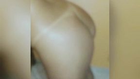 esculacho na submissa amarrada tomando no cu, e levando uma surra olha so como ficou arrombada.