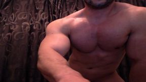 Diamon Muscle Jerking Off