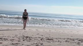 Day at the Beach with 6’7 Goddess