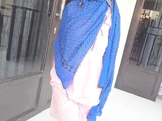 Excellent ebony fingering her flawless pink twat until she get hot