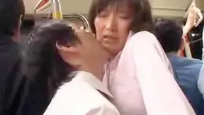 Japanese Model’s Orgasm Exposed – on Bus Ride