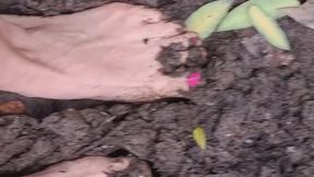 Barefoot Mud Walk & Dirty Soles Tease