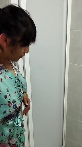 Whoever Wants to Accompany Me to Take a Delicious Bath Come and Fuck Me in the Shower