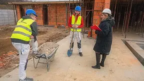Mature Construction worker threesome