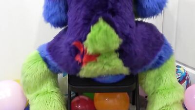 Murrsuit Looner Balloon Bouncing Video W/ Popping